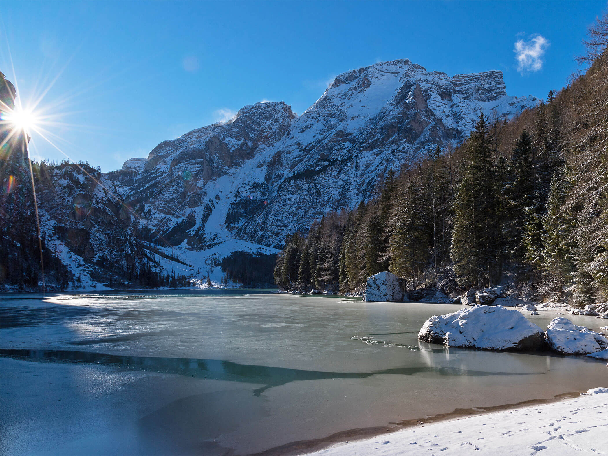 Lago in inverno